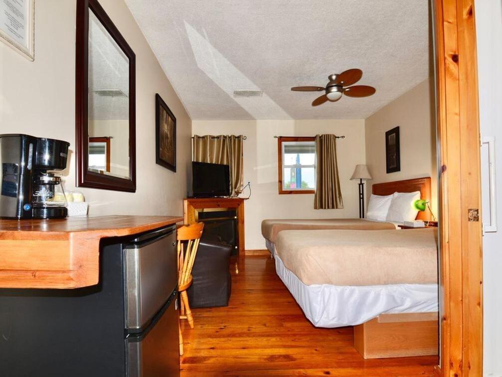 Dewar'S Inn And Cottages Prescott Bagian luar foto