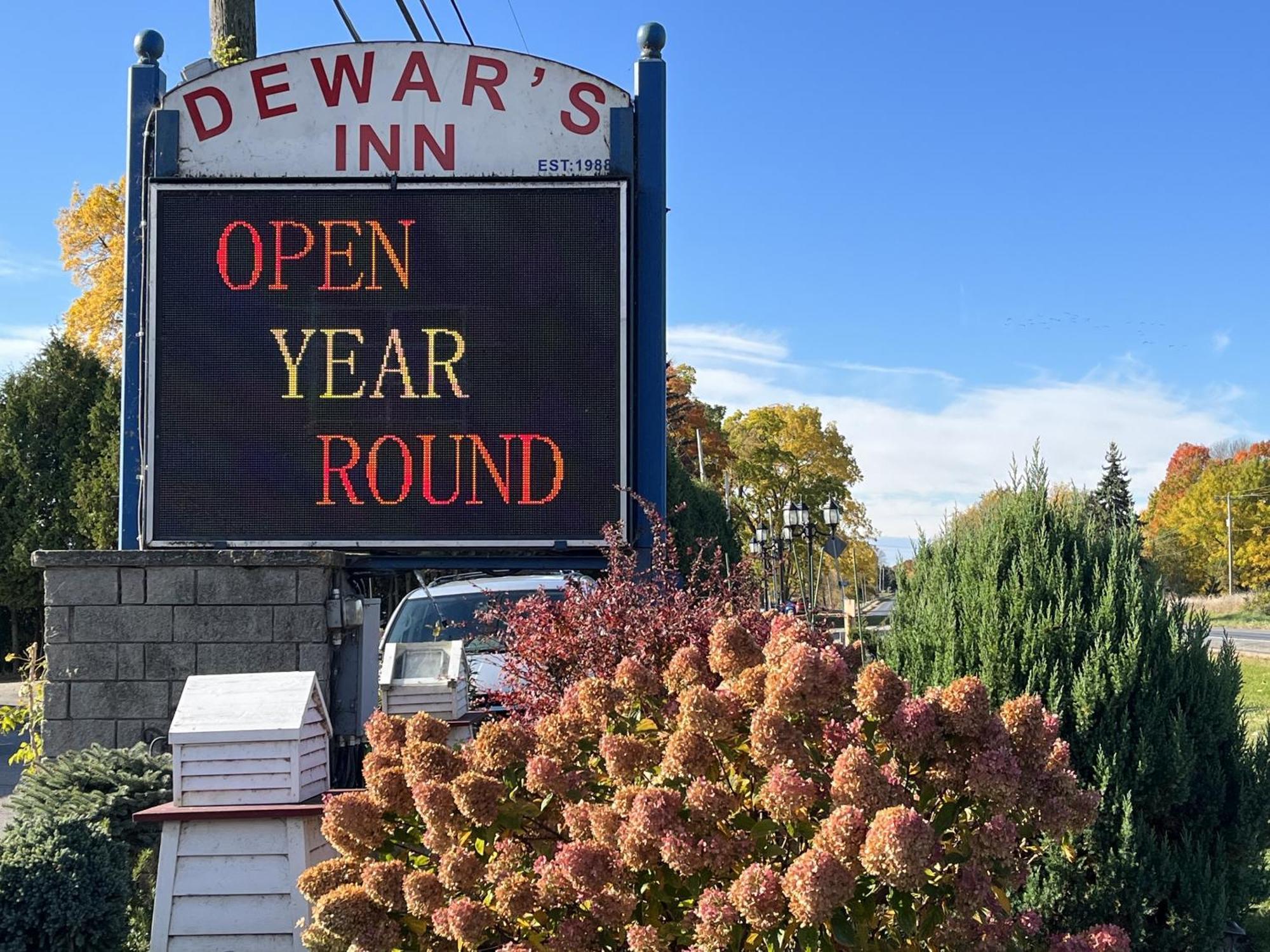 Dewar'S Inn And Cottages Prescott Bagian luar foto