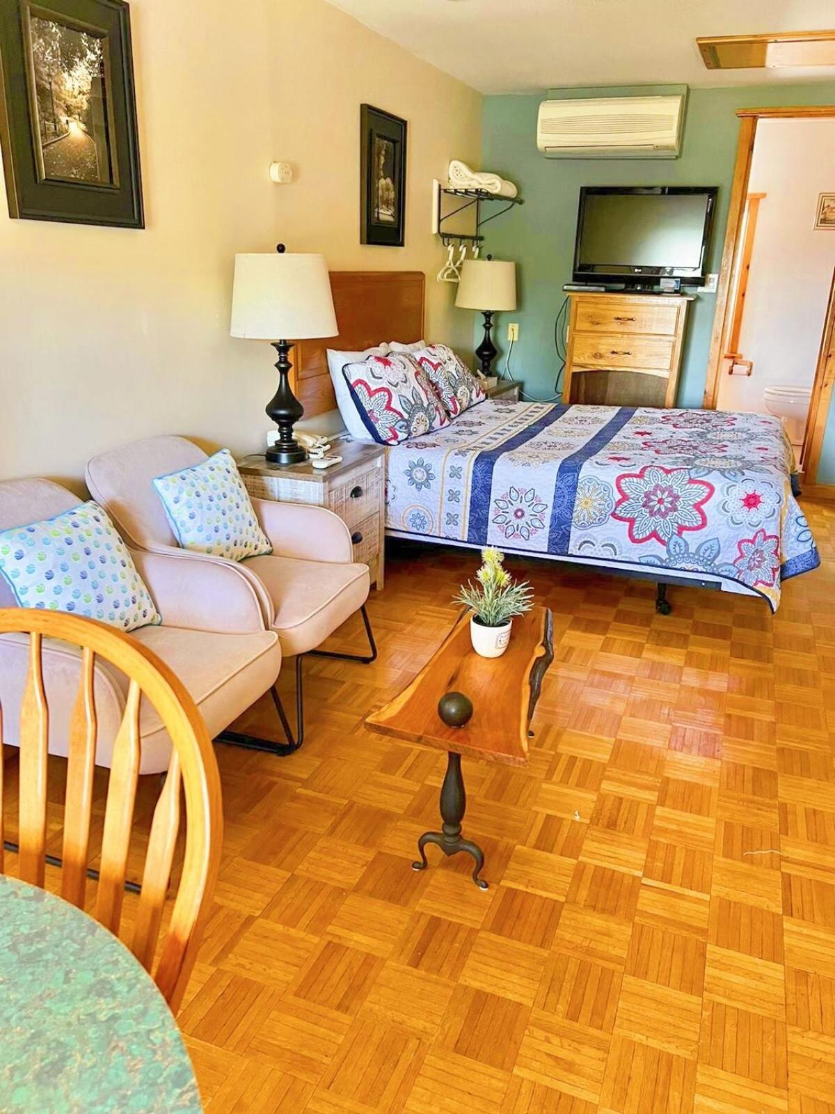 Dewar'S Inn And Cottages Prescott Ruang foto
