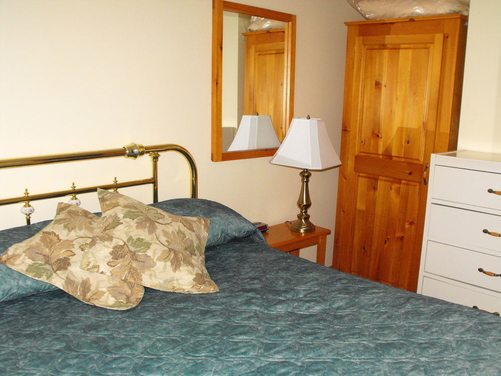 Dewar'S Inn And Cottages Prescott Bagian luar foto