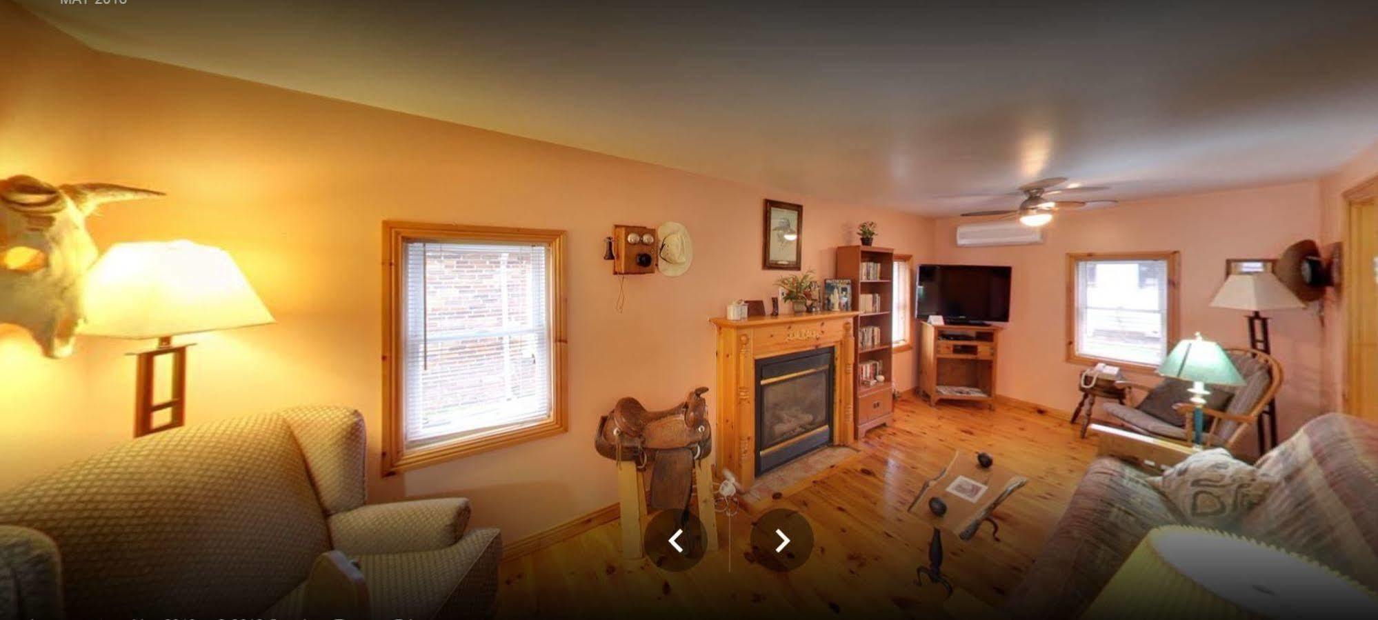 Dewar'S Inn And Cottages Prescott Bagian luar foto